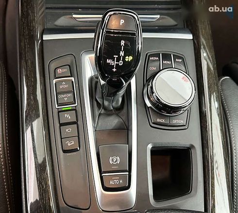 BMW X5 2017 - фото 24