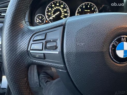 BMW 5 серия 2013 черный - фото 17