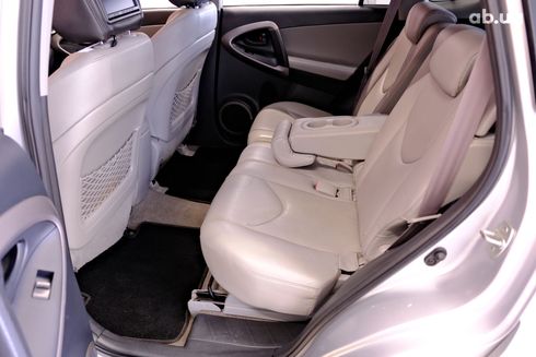 Toyota RAV4 2006 серый - фото 8