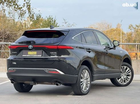 Toyota Venza 2021 - фото 11