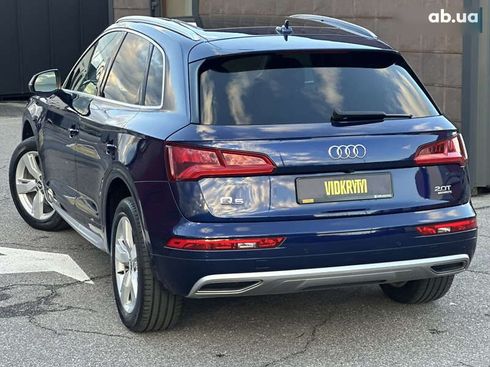 Audi Q5 2017 - фото 18