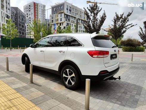 Kia Sorento 2015 - фото 11