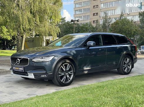 Volvo V90 Cross Country 2018 - фото 19
