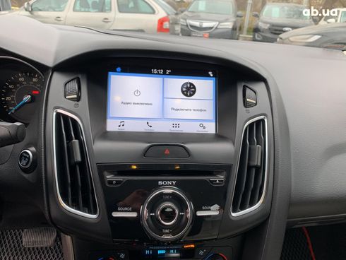 Ford Focus 2016 красный - фото 35