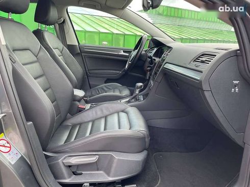 Volkswagen e-Golf 2019 - фото 28