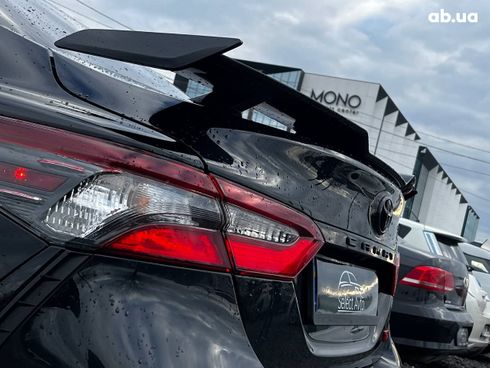 Toyota Camry 2022 - фото 6