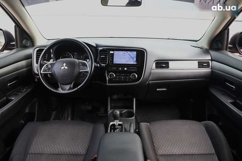 Mitsubishi Outlander 2012 - фото 13