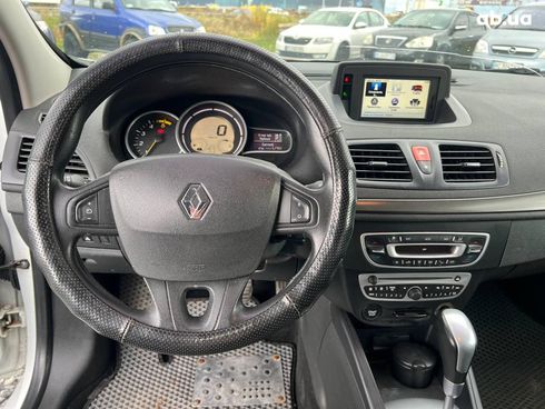 Renault Megane 2012 белый - фото 21