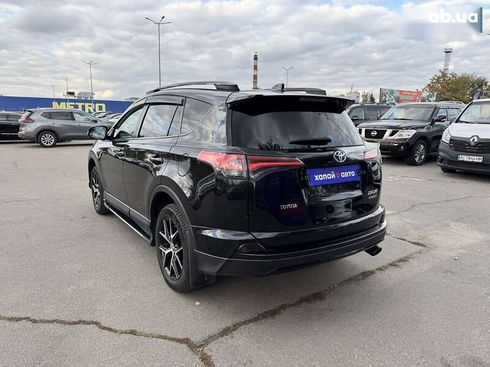 Toyota RAV4 2017 - фото 7