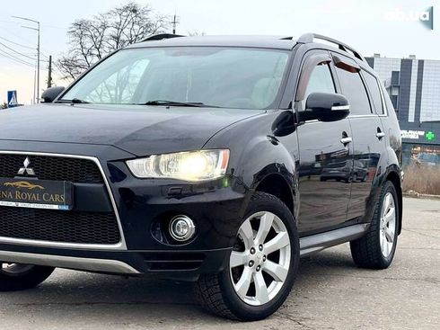 Mitsubishi Outlander 2012 - фото 2