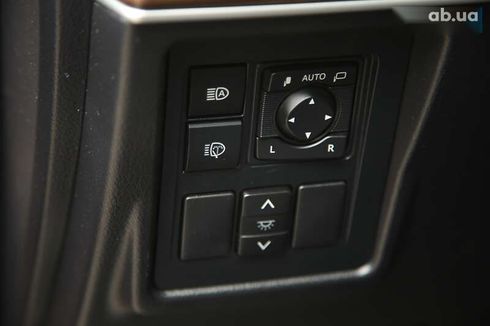 Toyota Land Cruiser Prado 2021 - фото 22