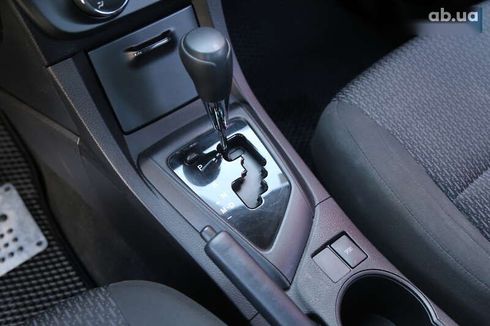 Toyota Corolla 2014 - фото 21