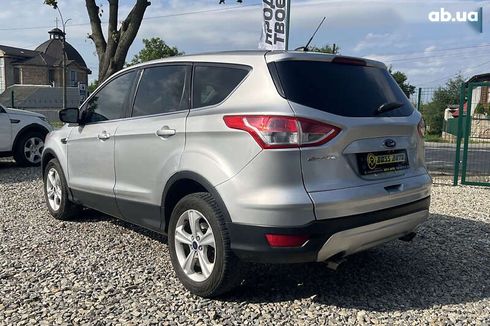 Ford Escape 2016 - фото 4