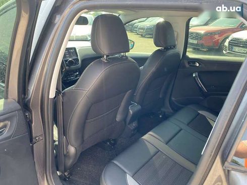 Peugeot 2008 2015 - фото 22