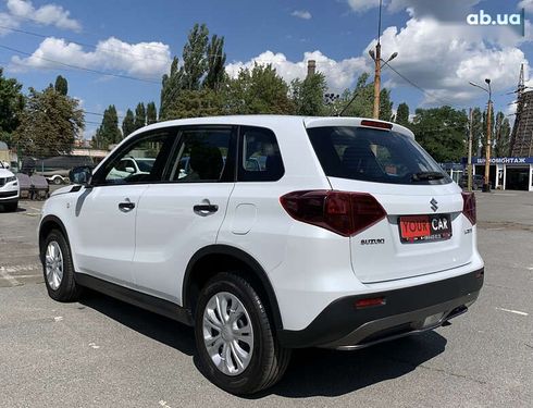 Suzuki Vitara 2021 - фото 13
