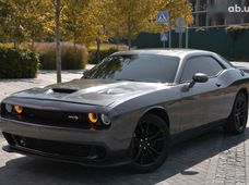 Продажа б/у Dodge Challenger 2016 года в Киеве - купить на Автобазаре