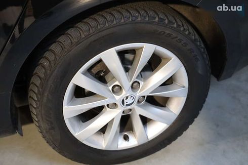 Skoda Octavia 2019 - фото 9