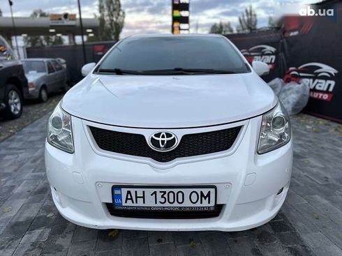 Toyota Avensis 2011 - фото 6