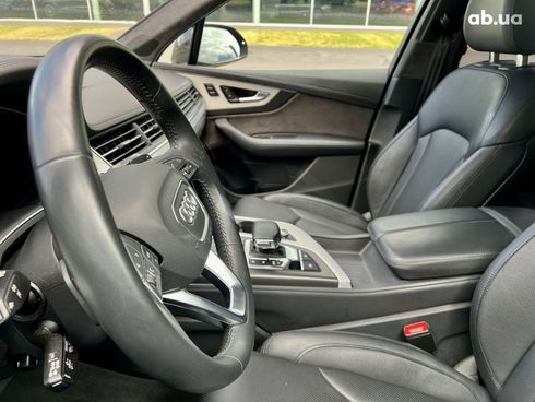 Audi Q7 2019 - фото 11