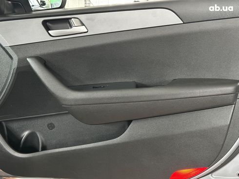 Hyundai Sonata 2016 серый - фото 24