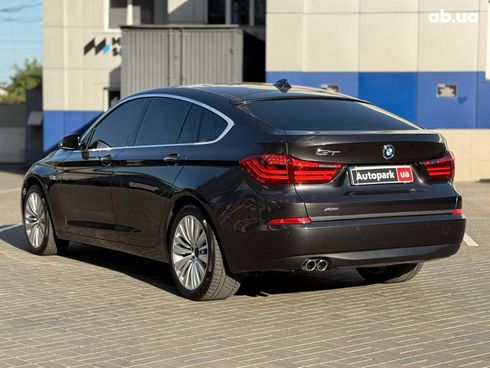 BMW 5 серия 2015 серый - фото 11