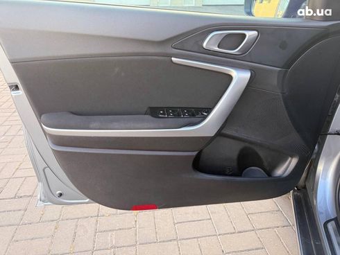 Kia Cee'd 2020 серый - фото 49