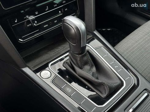 Volkswagen Passat 2022 - фото 22
