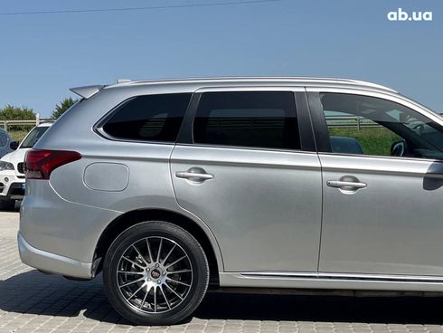 Mitsubishi Outlander 2021 серый - фото 7