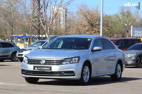 Volkswagen Passat 2015 - фото 3