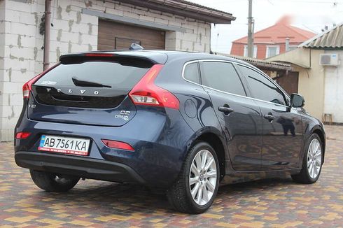 Volvo V40 2015 - фото 8