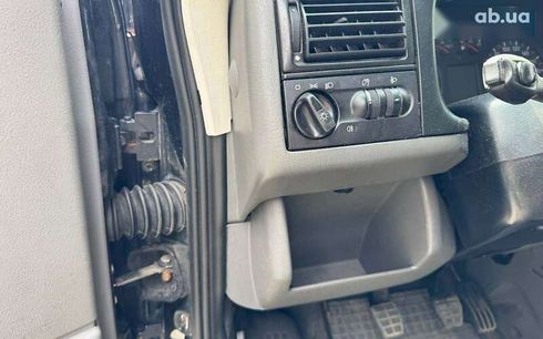 Volkswagen Transporter 2002 - фото 10