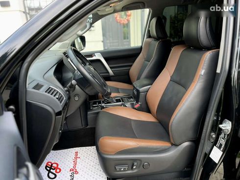 Toyota Land Cruiser Prado 2023 - фото 26