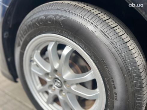 Toyota Prius 2016 черный - фото 73