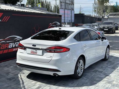 Ford Fusion 2018 - фото 18