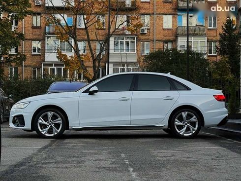 Audi A4 2020 - фото 16