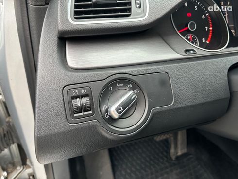 Volkswagen Passat 2012 серый - фото 14