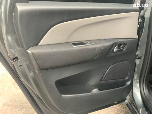 Citroёn C4 Picasso 2016 серый - фото 16