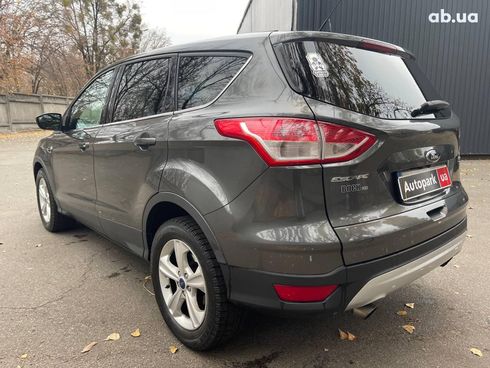 Ford Escape 2015 серый - фото 7