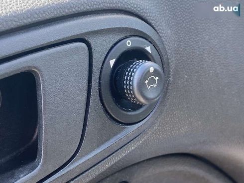 Ford Fiesta 2018 - фото 20