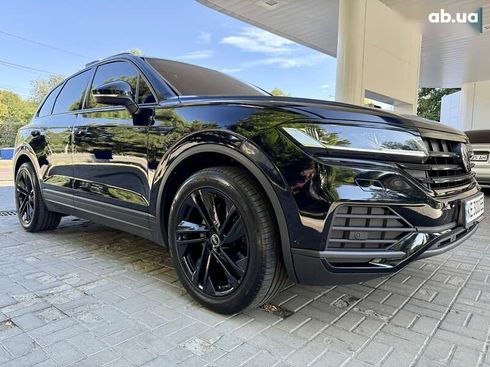 Volkswagen Touareg 2021 - фото 11