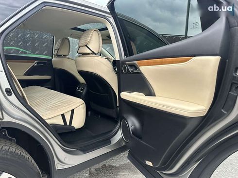 Lexus RX 2021 - фото 27