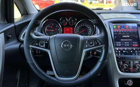 Opel Astra 2011 - фото 13