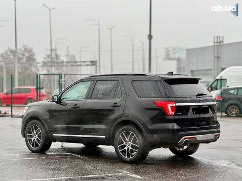 Ford Explorer 2017 - фото 8