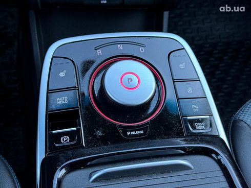 Kia Niro 2022 черный - фото 30