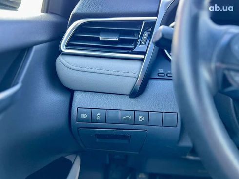 Toyota Camry 2017 - фото 23