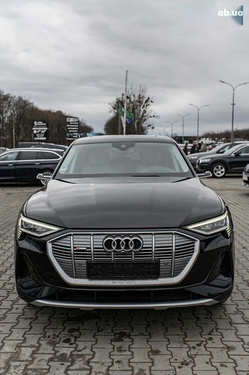 Audi E-Tron 2021 - фото 23