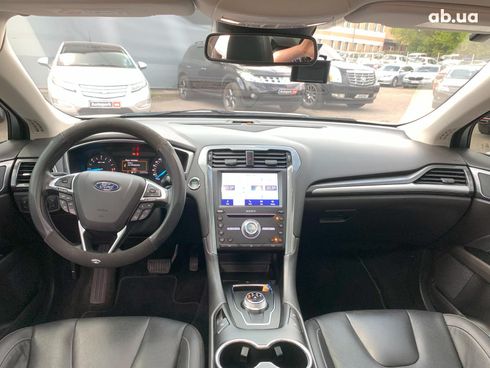 Ford Mondeo 2019 белый - фото 37