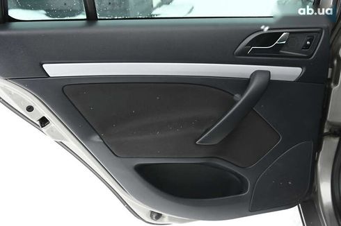 Skoda Octavia 2012 - фото 26