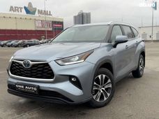 Продаж вживаних Toyota Highlander 2023 року в Києві - купити на Автобазарі