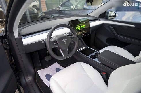 Tesla Model Y 2023 - фото 15